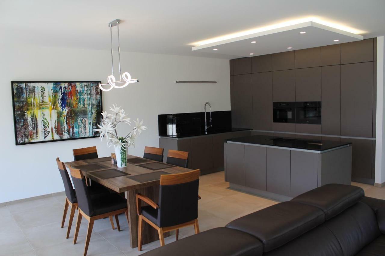 Grosses Apartment Im Zentrum Von Dresden, 2 Schlafzimmer, 2 Baeder, Balkon 외부 사진
